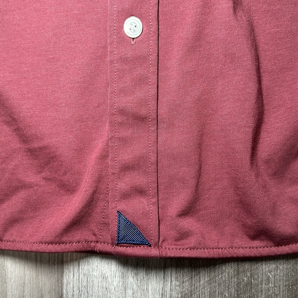 UNTUCKit Men's Casual Button Down Shirt - Burgundy - Picture 5 of 7